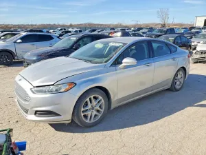 Ford Fusion SE 2.5L 4 2016