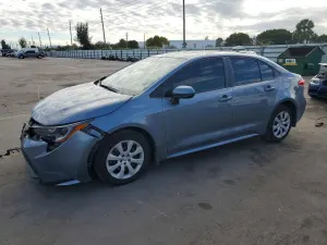 Toyota Corolla LE 2.0L 4 2025