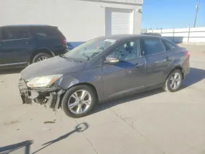 Ford Focus SE 2.0L 4 2013