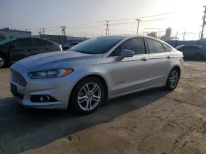 Ford Fusion SE HYBRID 2.0L 4 2016