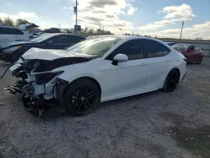 Toyota Camry XSE 2.5L 4 2025