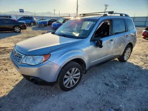 Subaru Forester 2.5X PREMIUM 2.5L 4 2012
