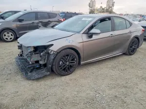 Toyota Camry XSE 2.5L 4 2025