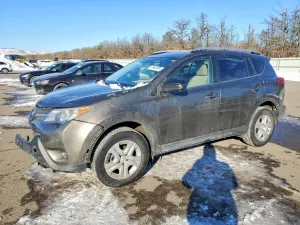 Toyota Rav4 LE 2.5L 4 2013