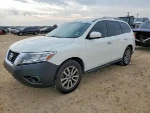 Nissan Pathfinder S 3.5L 6 2016