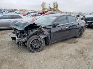 Nissan Altima S 2.5L 4 2020