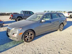 Mercedes-Benz E 350 4MATIC WAGON 3.5L 6 2011