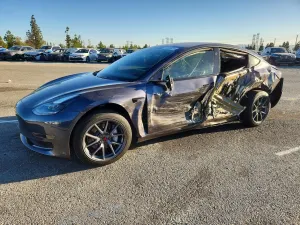 Tesla Model 3 2023