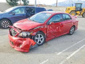 Toyota Corolla BASE 1.8L 4 2012
