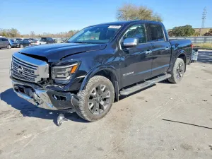 Nissan Titan SV 5.6L 8 2023