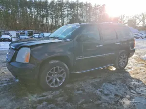 GMC Yukon DENALI 6.2L 8 2012
