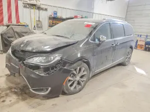 Chrysler Pacifica LIMITED 3.6L 6 2017