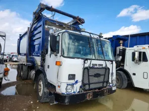 Autocar Xpeditor 8.9L 6 2015