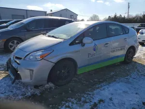 Toyota Prius 1.8L 4 2012