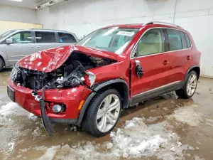 Volkswagen Tiguan S 2.0L 4 2012