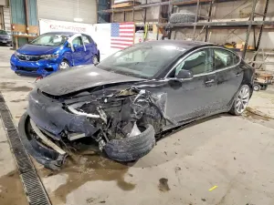 Tesla Model 3 2018