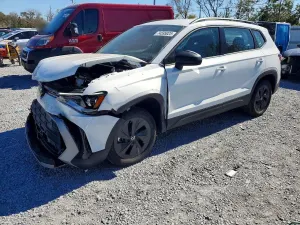 Volkswagen Taos S 1.5L 4 2025