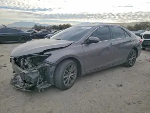 Toyota Camry LE 2.5L 4 2017