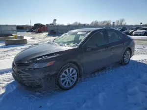 Toyota Camry L 2.5L 4 2018