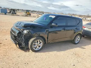 Kia Soul LX 2.0L 4 2023