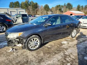 Toyota Camry HYBRID 2.5L 4 2012