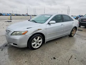 Toyota Camry BASE 2.5L 4 2010