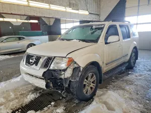 Nissan Pathfinder 4.0L 6 2011