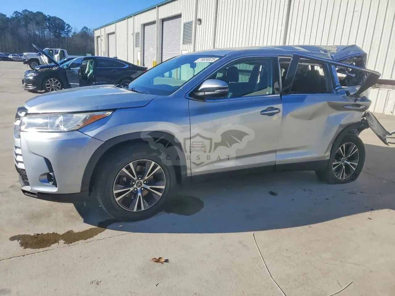 Toyota Highlander LE 2.7L 4 2019