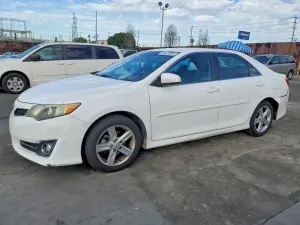 Toyota Camry L 2.5L 4 2014