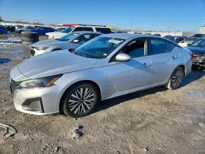 Nissan Altima SV 2.5L 4 2023