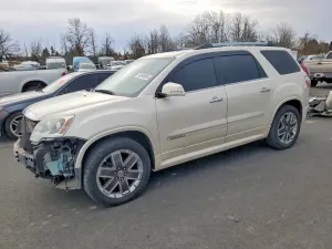 GMC Acadia DENALI 3.6L 6 2012