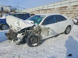 Toyota Camry BASE 2.5L 4 2010