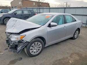 Toyota Camry 2.5L 4 2013
