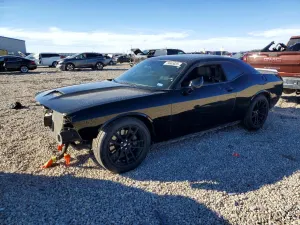 Dodge Challenger 5.7L 8 2021