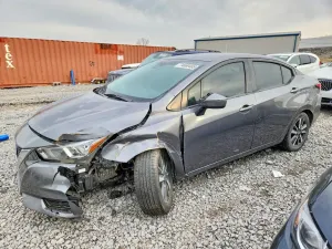 Nissan Versa SV 1.6L 4 2020