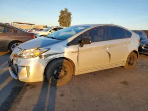 Toyota Prius 1.8L 4 2015