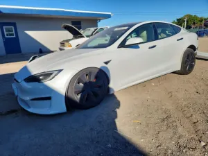 Tesla Model S 2023