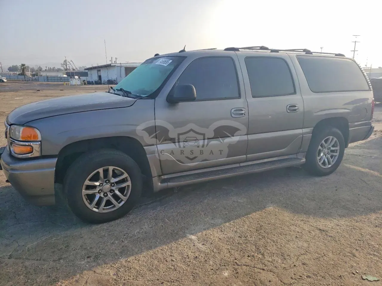 GMC Yukon DENALI 6.0L 8 2005