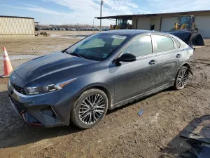 Kia Cerato / Forte / K3 GT LINE 2 L 4 2024