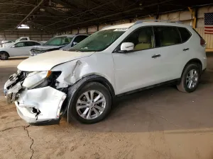 Nissan Rogue S 2.5L 4 2015