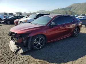 Toyota Camry L 2.5L 4 2018
