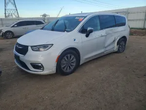 Chrysler Pacifica 3.6L 6 2023
