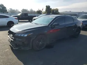 Toyota Avalon 2.5L 4 2021