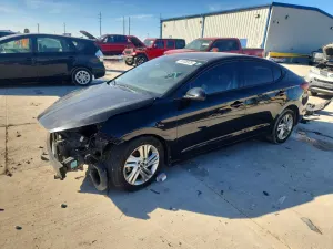 Hyundai Elantra SEL 2.0L 4 2019