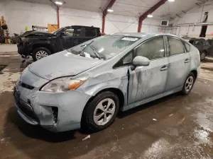 Toyota Prius 1.8L 4 2015