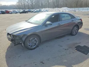 Hyundai Elantra SEL 2.0L 4 2024