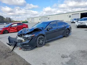 Toyota Camry 2.5L 4 2021
