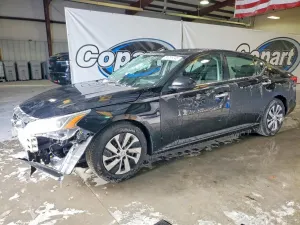 Nissan Altima S 2.5L 4 2020