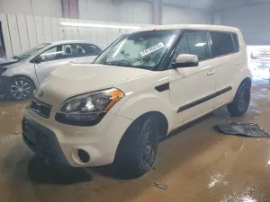 Kia Soul 2.0L 4 2013