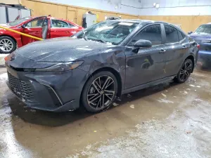 Toyota Camry XSE 2.5L 4 2025